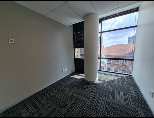 249M² OFFICE TO LET IN SANDTON CENTRAL